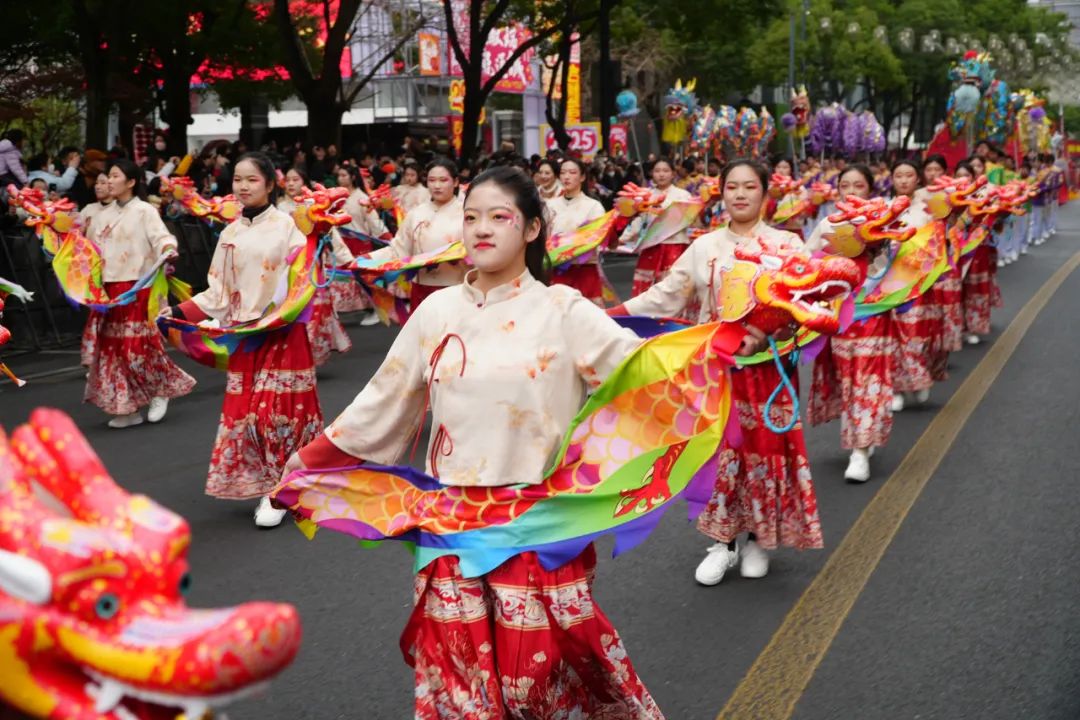 民俗巡游1.jpg