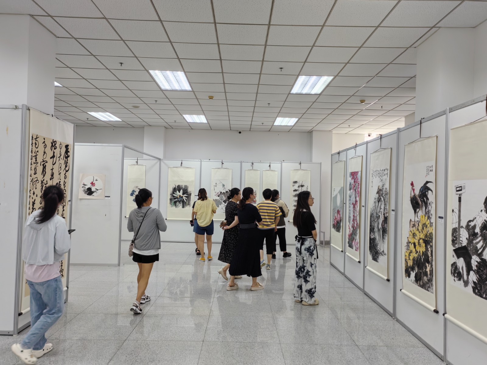 翰墨展清风 奋进新征程”廉洁书画作品展2.jpg